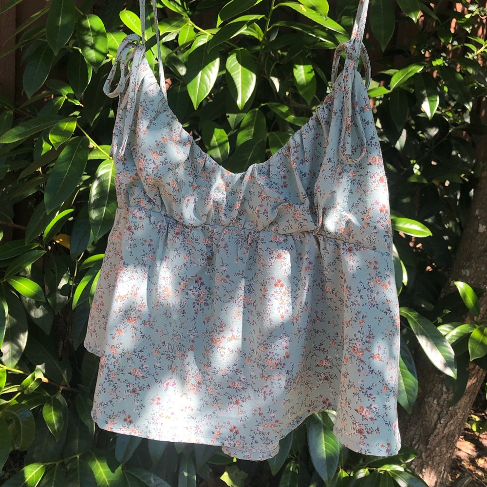 Super cute pacsun floral tank top
